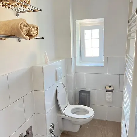 Sonnenblume בית הארחה 3*